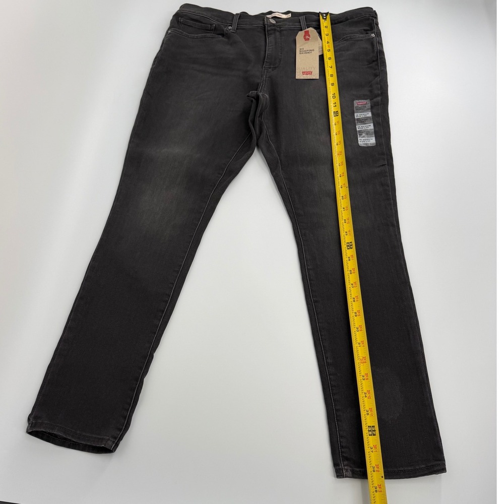 Levi's 311 Shaping Skinny Jeans Womens 18 Medium W34 L30 Black NWT Mid Rise - Picture 12 of 14